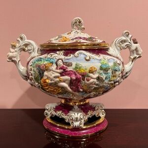 Capodimonte Large Centerpiece with Lid and Handles Made in Italy